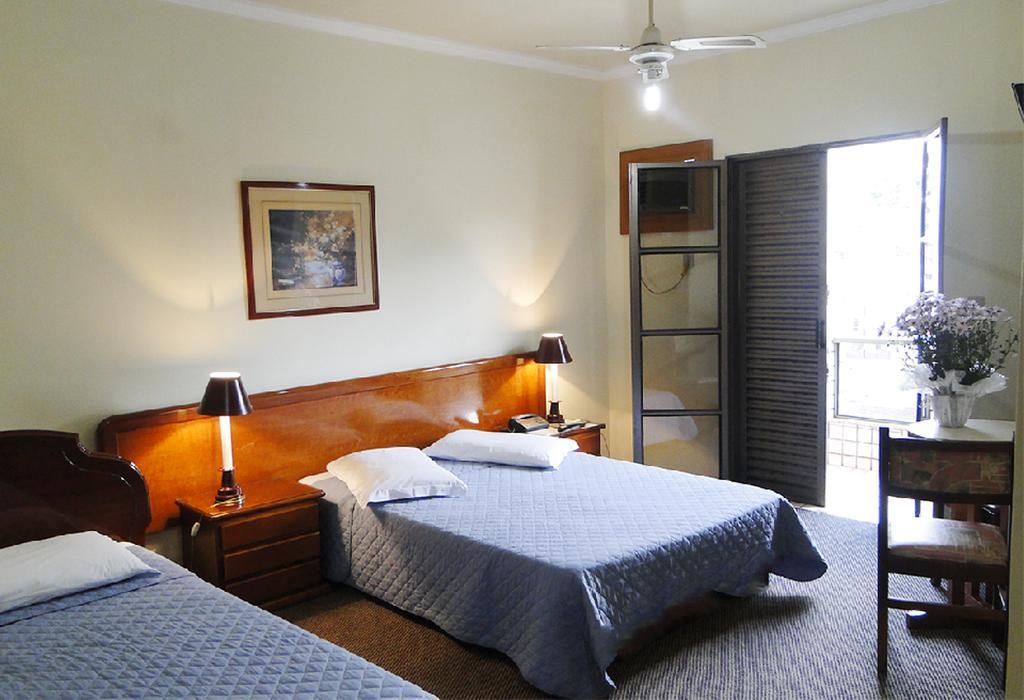 Hotel Lopes Caxambu Pokoj fotografie