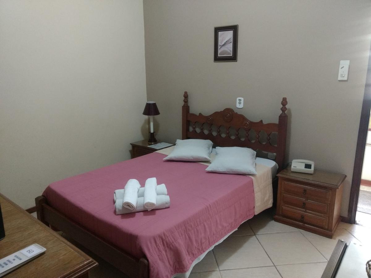 Hotel Lopes Caxambu Pokoj fotografie